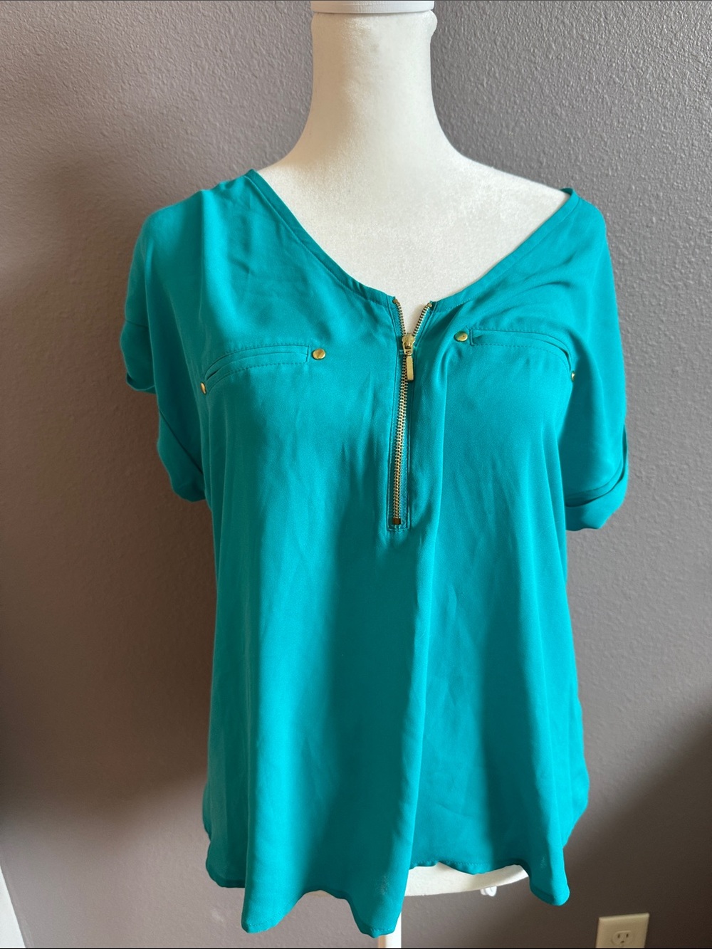 Apt. 9 | Women’s Teal Zip-Front Blouse with Gold Hardware | Size Medium